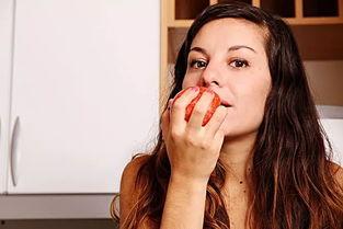 孕期吐明星,孕期呕吐的明星们如何应对与克服