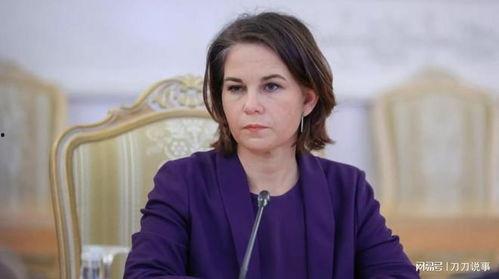 苏丹老公主持人,魅力四射，风华正茂