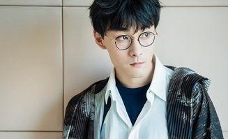 明星娱乐圈吃瓜博君一肖,娱乐圈的甜蜜瓜田，明星们的甜蜜互动揭秘