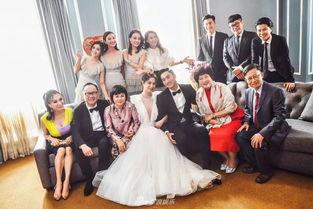 三个人一起吃瓜娱乐圈